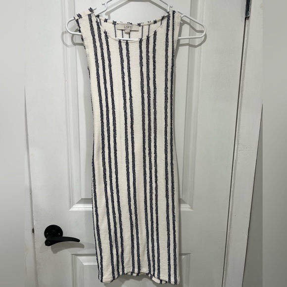 Loft Dress - Picture 1 of 3